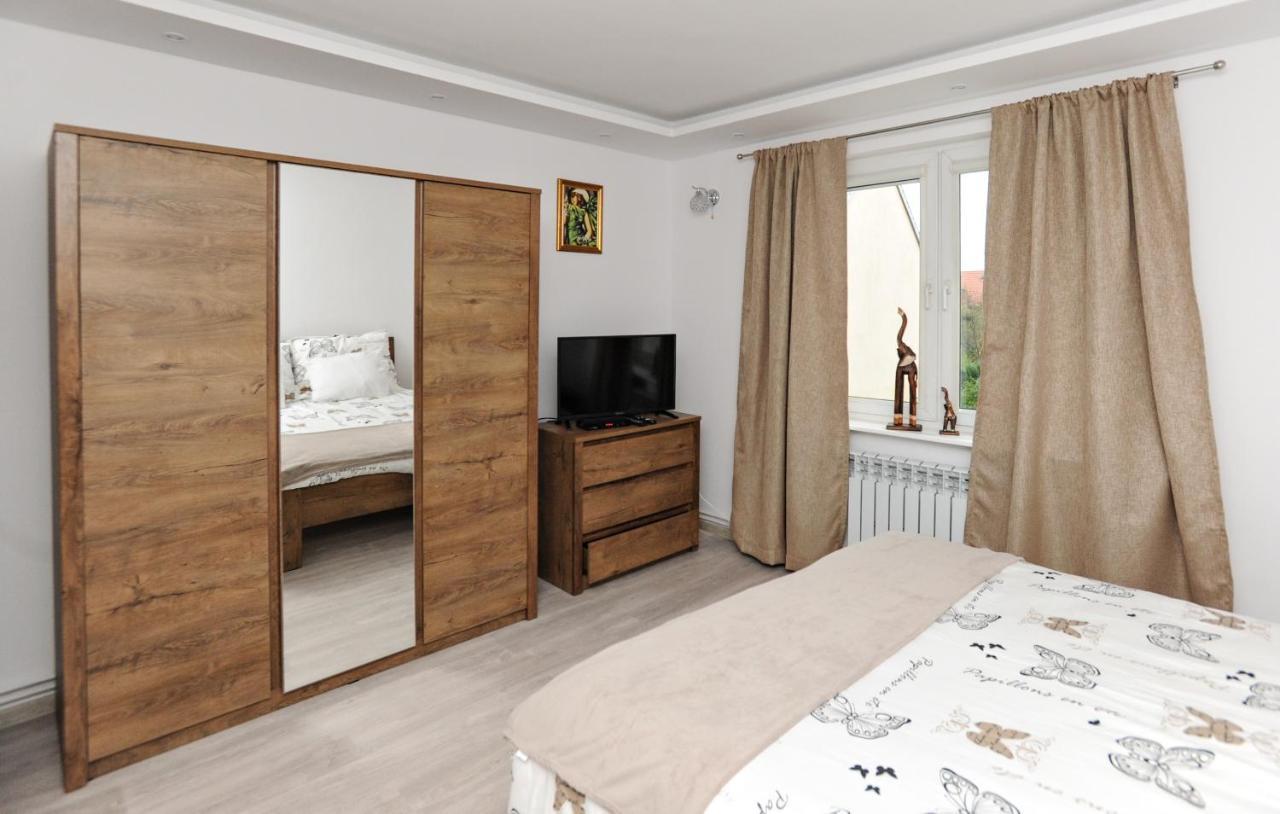 Prestige Apartament Елблаг Екстериор снимка
